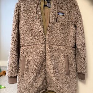 Patagonia Taupe Dusty Mesa Parka